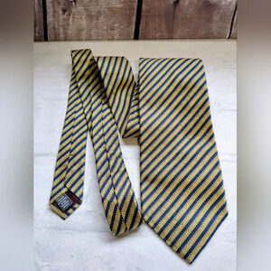 Hart Schaffner Marx Necktie Men’s Ribbed Grid Gold Stripped 100% Silk 4” 60” EUC